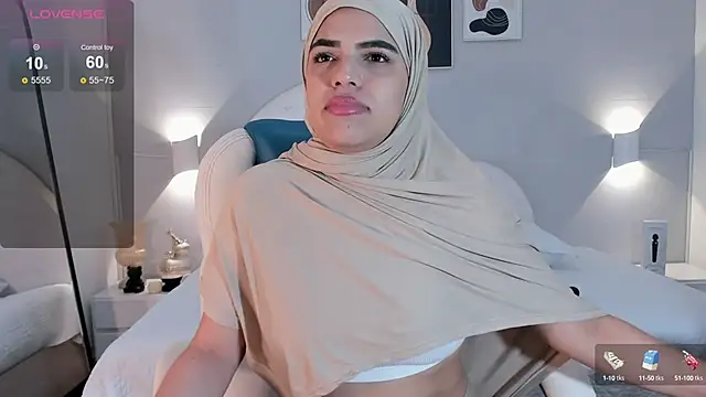 Snapshot of Umarani_ chatting on December 2024 11:46:02 PM Umarani online show from December 2024 11:46:02 PM