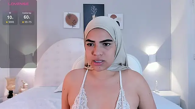 Snapshot of Umarani_ chatting on January 2025 01:12:02 AM Umarani online show from January 2025 01:12:02 AM