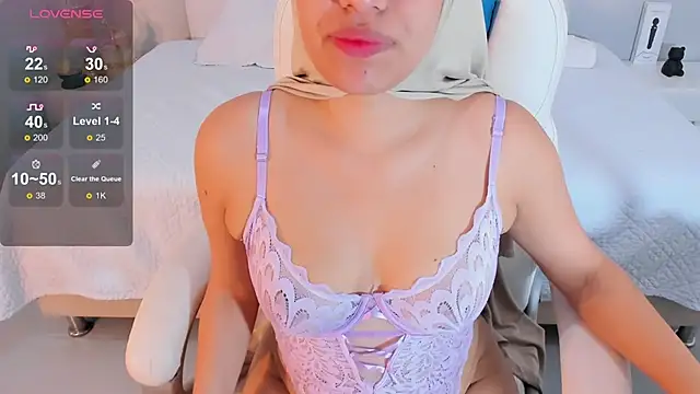 Snapshot of Umarani_ chatting on January 2025 04:05:01 AM Umarani online show from January 2025 04:05:01 AM