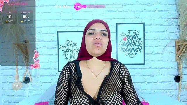 Snapshot of Umarani_ chatting on February 2025 06:52:01 PM Umarani online show from February 2025 06:52:01 PM