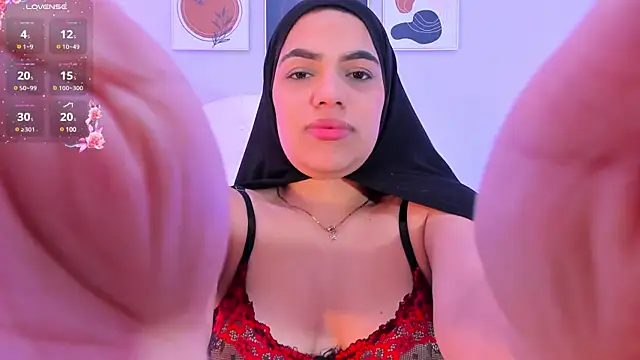 Snapshot of Umarani_ chatting on March 2025 12:59:01 AM Umarani online show from March 2025 12:59:01 AM