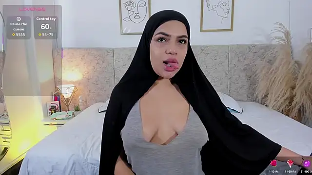 Snapshot of Umarani_ chatting on October 2025 11:43:01 AM Umarani online show from October 2025 11:43:01 AM