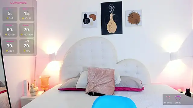 Snapshot of Umarani_ chatting on October 2025 06:42:01 PM Umarani online show from October 2025 06:42:01 PM