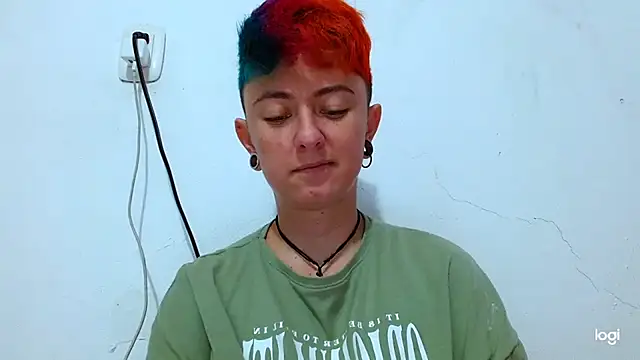 Snapshot of tomboyblue chatting on February 2025 10:19:01 PM tomboyblue online show from February 2025 10:19:01 PM