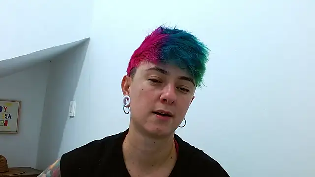 tomboyblue online show from November 2025 03:39:01 AM