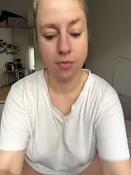 MariaValentine online show from January 2026 06:50:01 AM