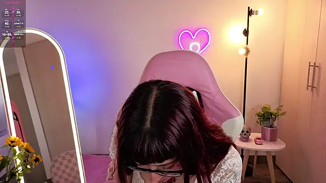 violet ch online show from June 2026 08:33:02 PM