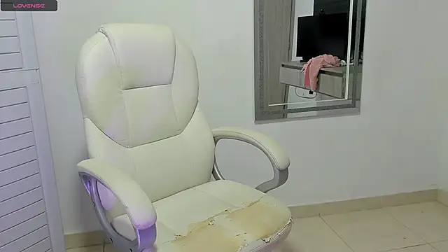 dahian carter online show from October 2025 01:22:02 PM