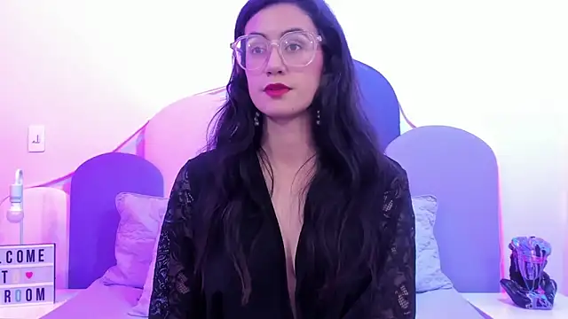 Snapshot of SophieGomez22 chatting on February 2025 02:29:02 PM SophieGomez22 online show from February 2025 02:29:02 PM