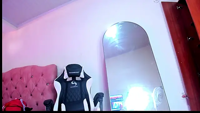 Snapshot of kathy-steven chatting on January 2026 08:32:01 PM kathy-steven online show from January 2026 08:32:01 PM