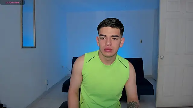 Ares Johnson online show from October 2025 12:12:02 PM