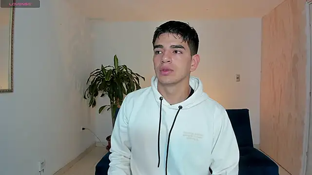 Ares Johnson online show from October 2025 11:08:02 AM