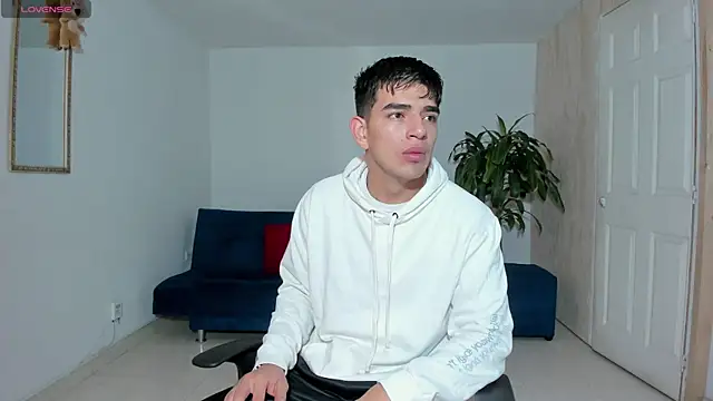 Ares Johnson online show from October 2025 12:15:01 PM