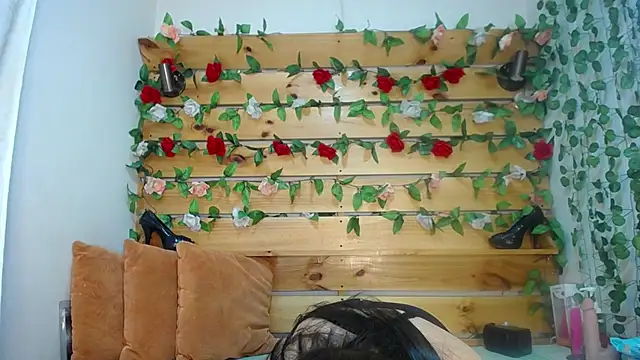 daniela casallas  online show from February 2025 11:20:01 AM