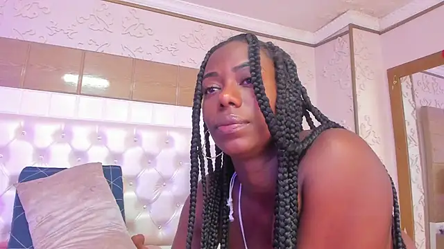 Snapshot of KristineLS chatting on March 2025 01:18:01 PM KristineLS online show from March 2025 01:18:01 PM