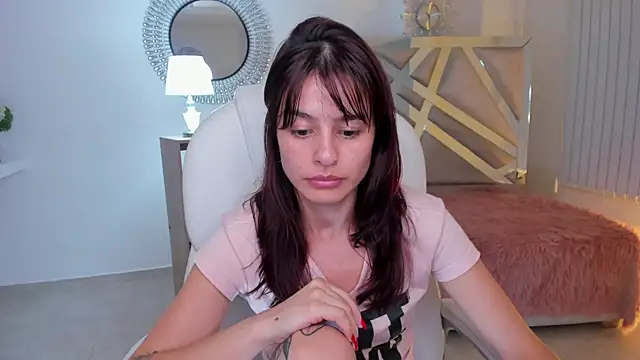 Snapshot of Ludovika_mattson chatting on December 2024 10:45:01 PM Ludovika mattson online show from December 2024 10:45:01 PM