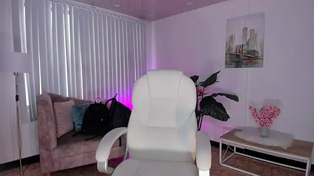 Snapshot of Ludovika_mattson chatting on December 2024 05:25:01 PM Ludovika mattson online show from December 2024 05:25:01 PM