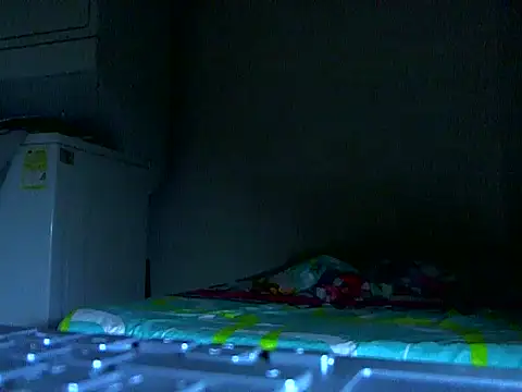 Ian zaenzz online show from October 2025 07:36:02 PM