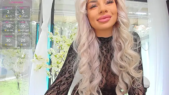 Russian Ava online show from October 2025 07:39:01 AM