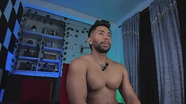 Couple muscle1 online show from February 2026 09:30:02 PM