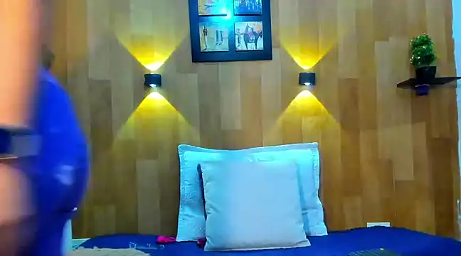 marianaa90 online show from February 2025 07:18:02 PM