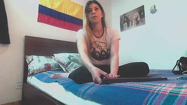 Snapshot of carla_roberts chatting on March 2025 05:02:02 PM carla roberts online show from March 2025 05:02:02 PM