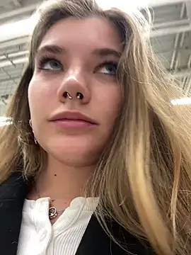 Holy Tereza online show from February 2025 03:19:01 PM