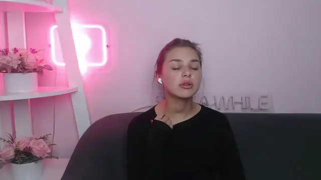 MilanaAngelAs online show from October 2025 04:52:01 PM