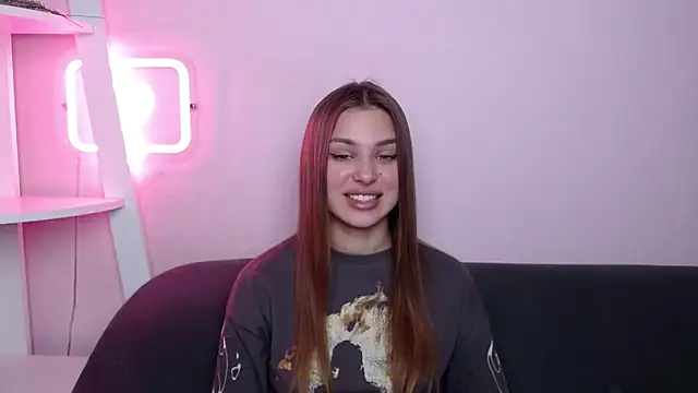 MilanaAngelAs online show from April 2026 07:41:01 PM