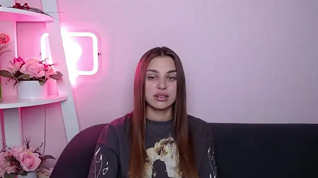MilanaAngelAs online show from April 2026 07:39:01 PM