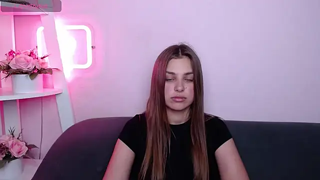 MilanaAngelAs online show from June 2026 04:54:01 PM