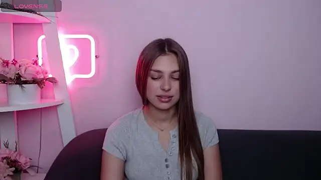 MilanaAngelAs online show from June 2026 04:50:01 AM