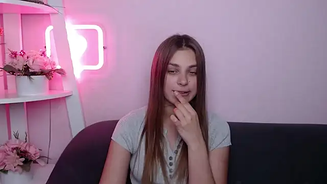 MilanaAngelAs online show from June 2026 01:06:02 PM