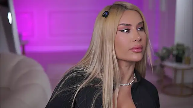 EvaZane online show from January 2026 08:35:01 PM