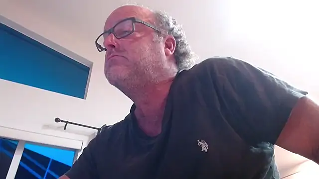 Walkingboots online show from October 2025 08:32:01 AM