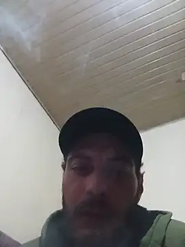 Snapshot of Doug1010jj chatting on June 2026 10:00:02 PM Doug1010jj online show from June 2026 10:00:02 PM