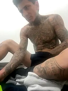 Snapshot of Papinine6 chatting on November 2025 12:52:01 PM Papinine6 online show from November 2025 12:52:01 PM