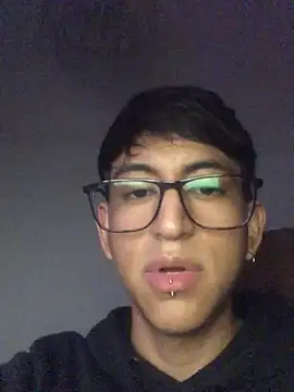 Snapshot of modelo180 chatting on February 2025 10:20:02 PM modelo180 online show from February 2025 10:20:02 PM