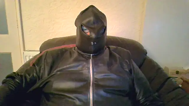 Leatherman63 online show from December 2025 08:32:02 AM
