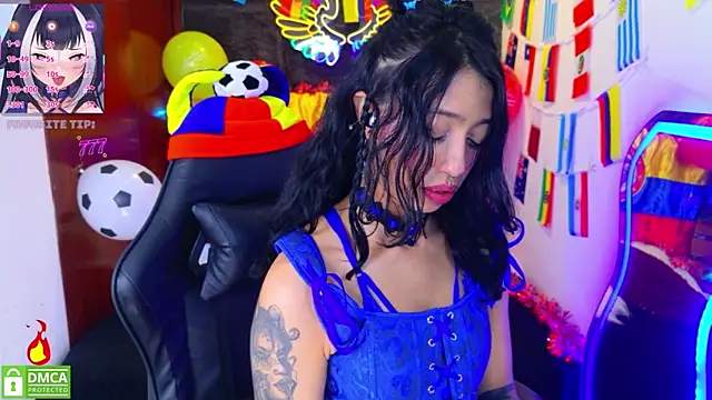 REDHOTTER  online show from June 2026 07:39:02 PM