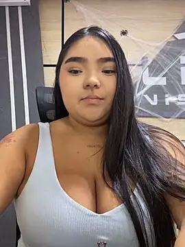 Snapshot of little_lissiee chatting on September 2025 05:49:01 PM little lissiee online show from September 2025 05:49:01 PM