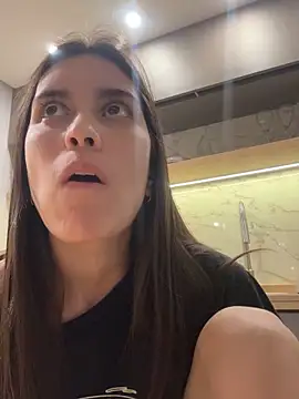 Snapshot of lupitta_1 chatting on September 2025 03:06:02 AM lupitta 1 online show from September 2025 03:06:02 AM