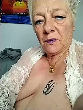 Snapshot of SoDi_Love chatting on March 2025 05:56:01 AM SoDi Love online show from March 2025 05:56:01 AM