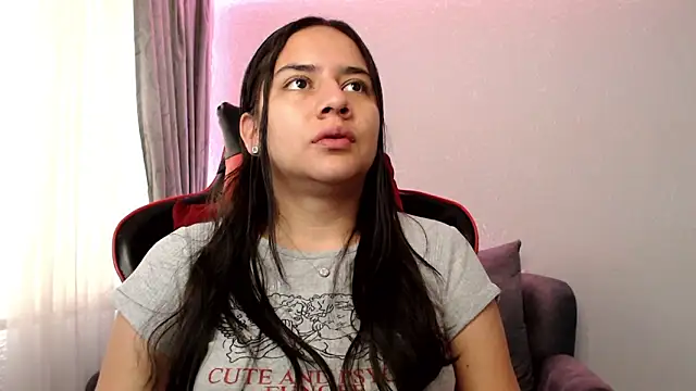 Lexyevans online show from December 2024 06:12:01 PM