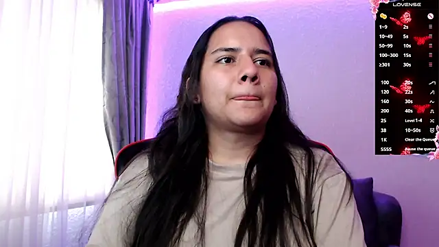 Lexyevans online show from February 2025 08:37:01 PM