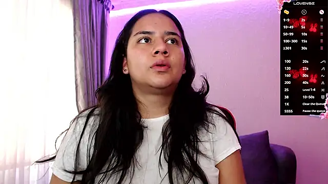 Lexyevans online show from February 2025 07:05:02 PM