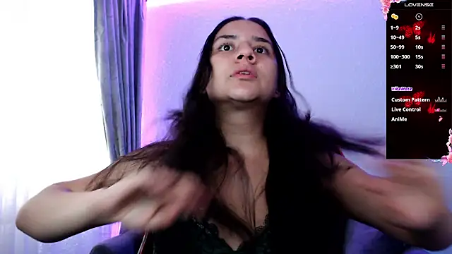 Lexyevans online show from February 2025 07:09:01 PM