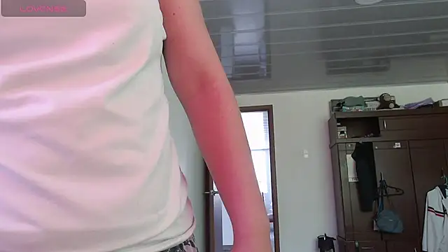 Lexyevans online show from September 2025 06:08:01 PM