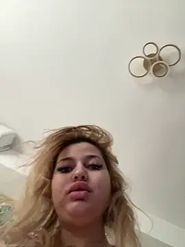 AllysonK online show from February 2026 10:33:01 AM