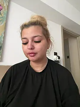 AllysonK online show from June 2026 03:47:01 PM